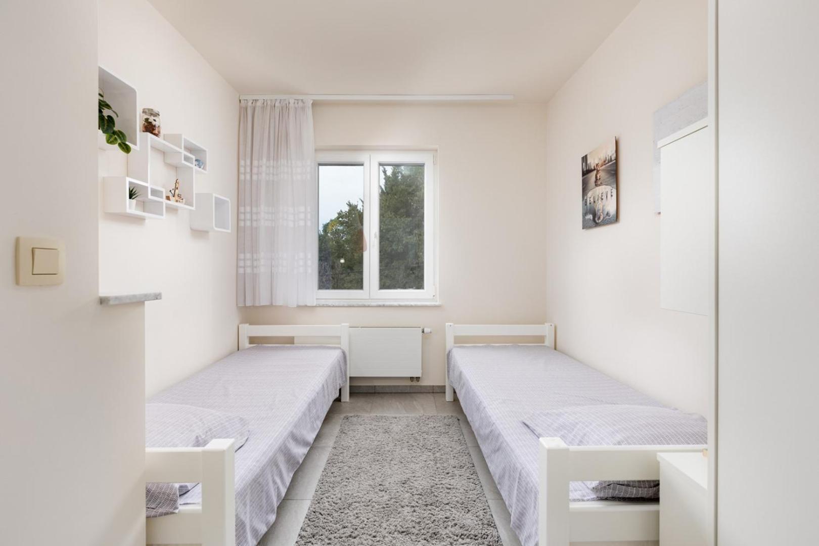 Apartments Pivas Malinska Extérieur photo