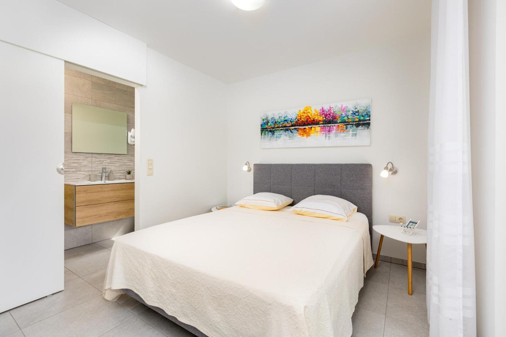 Apartments Pivas Malinska Extérieur photo