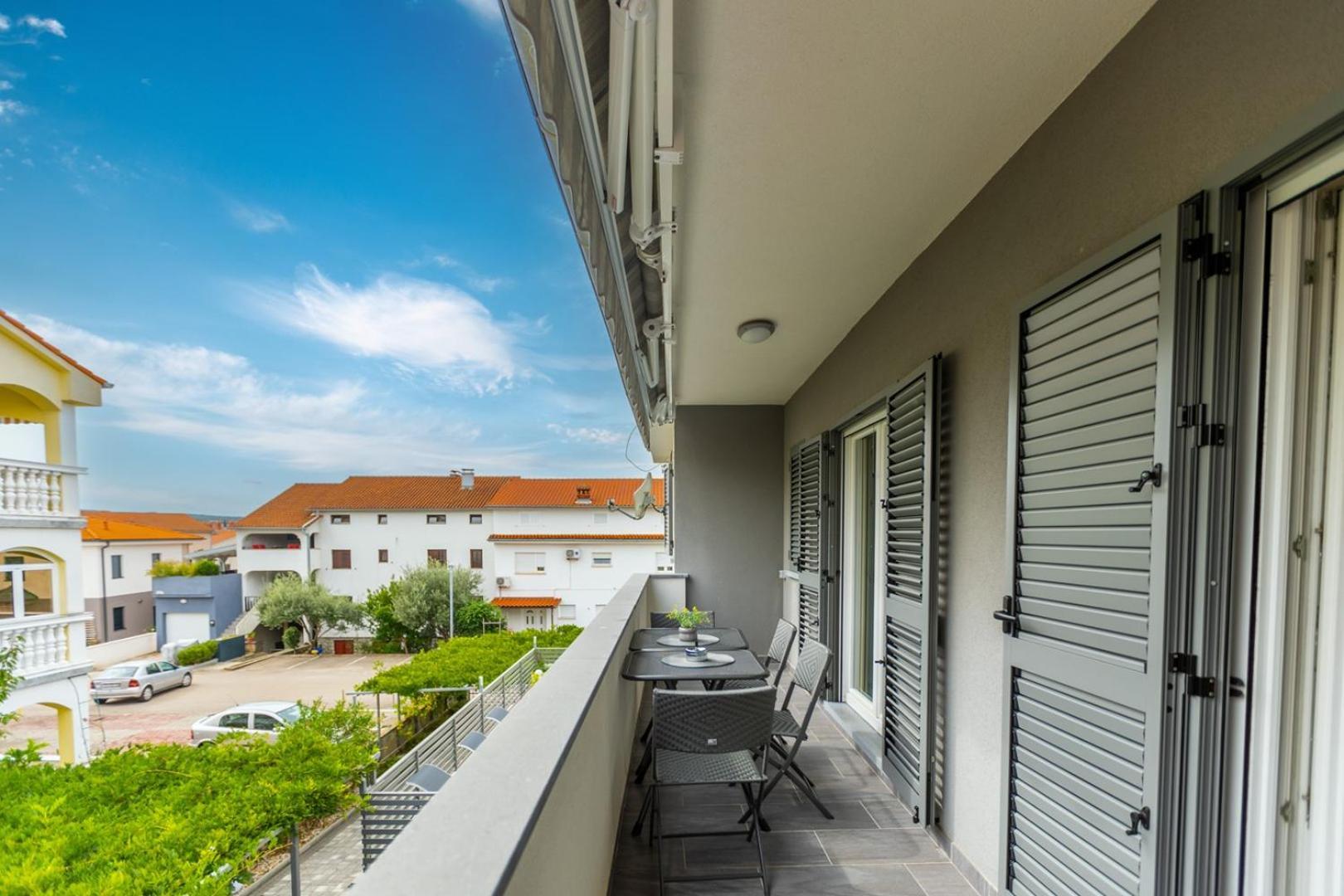 Apartments Pivas Malinska Extérieur photo